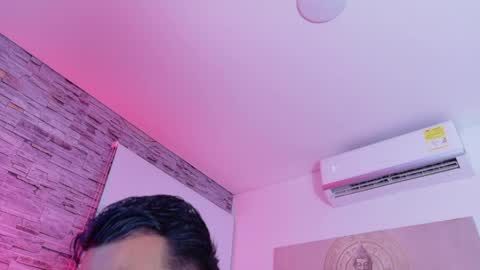 Tom muscle1 online show from April 1, 12:18 pm