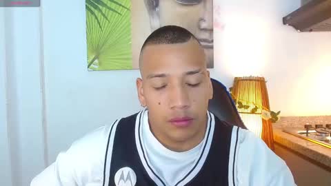 Tom muscle1 online show from January 25, 11:55 am