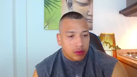 Tom muscle1 online show from March 4, 12:01 pm