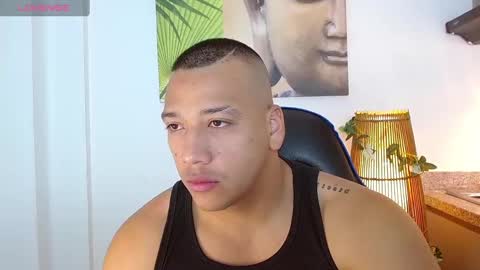 Tom muscle1 online show from March 11, 11:55 am