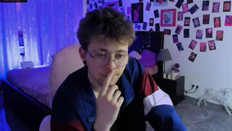 tomas_norton online show from March 24, 4:01 pm