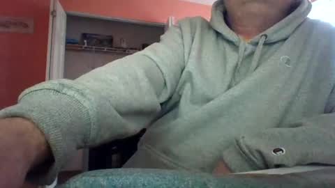Snapshot of tomcat4848 chatting on September 23, 6:40 pm tomcat4848 online show from September 23, 6:40 pm