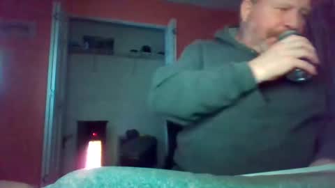Snapshot of tomcat4848 chatting on February 10, 1:57 am tomcat4848 online show from February 10, 1:57 am