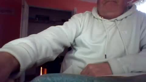 Snapshot of tomcat4848 chatting on October 7, 4:00 pm tomcat4848 online show from October 7, 4:00 pm