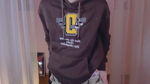 Tommie online show from February 2, 5:21 am