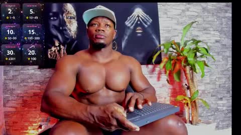 Snapshot of tommike388 chatting on December 6, 1:22 pm Tom Mike online show from December 6, 1:22 pm