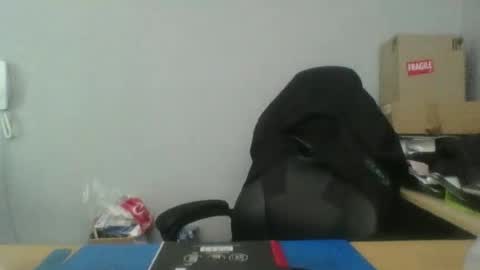 Snapshot of tommy_007_vercetti chatting on December 7, 7:27 am Tommy Vercetti online show from December 7, 7:27 am