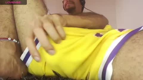   Thomas    online show from February 11, 7:52 pm