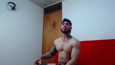 Steven online show from January 18, 9:24 pm