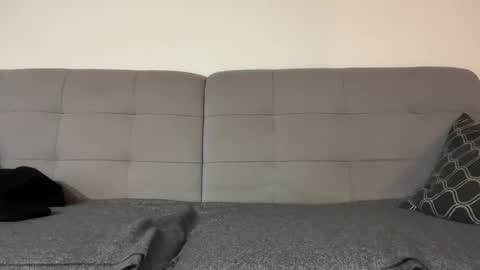 tommyjay32 online show from November 3, 2:30 pm