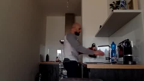 Thomas Fit online show from February 25, 11:41 am