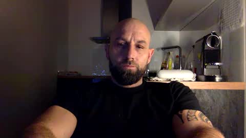 Thomas Fit online show from December 15, 8:25 pm