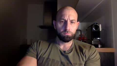 Thomas Fit online show from January 5, 9:03 pm