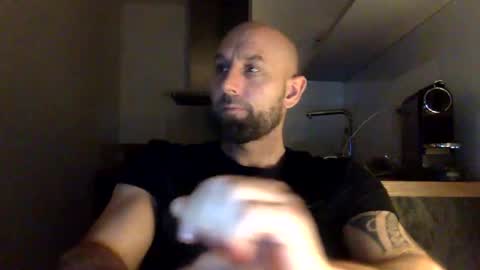 Thomas Fit online show from February 4, 8:17 pm