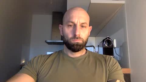 Thomas Fit online show from January 2, 1:40 pm