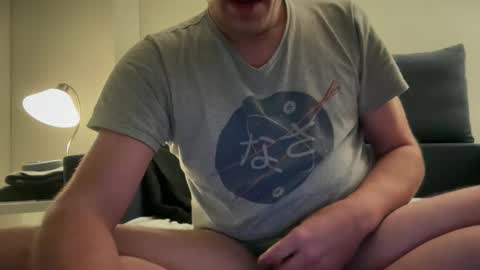 Snapshot of tonisun chatting on September 12, 10:21 pm tonisun online show from September 12, 10:21 pm