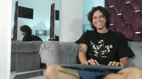 Tony Benedetti online show from March 31, 9:49 pm