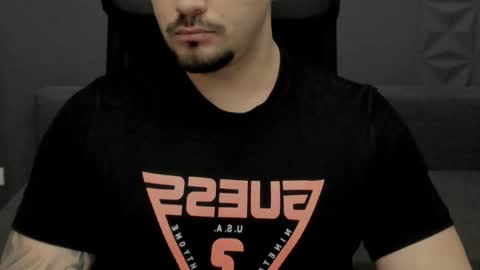 TonyWilcox online show from January 19, 5:43 am