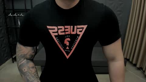 TonyWilcox online show from November 14, 7:32 am