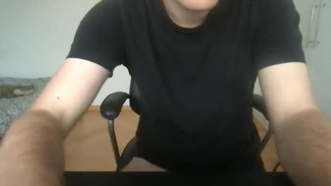 Max online show from November 13, 6:51 am