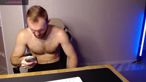 Snapshot of toress1 chatting on December 23, 5:06 am Glebaty online show from December 23, 5:06 am