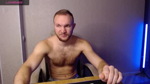 Snapshot of toress1 chatting on January 11, 5:52 am Glebaty online show from January 11, 5:52 am