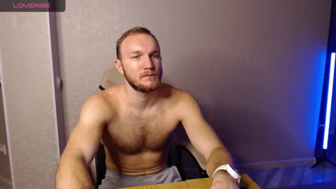 Snapshot of toress1 chatting on January 23, 5:10 pm Glebaty online show from January 23, 5:10 pm