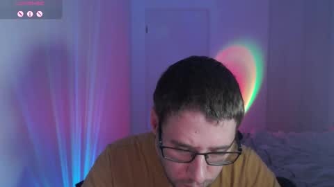 Thomas online show from October 30, 2:46 am