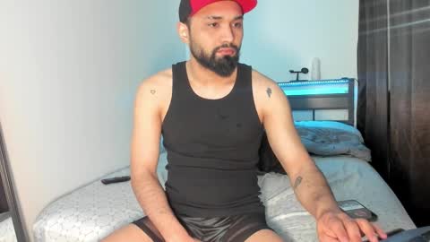 i am samuel but u can tell me sam online show from March 8, 4:27 am