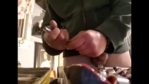 trackisback online show from March 6, 5:04 am