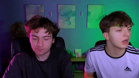 Travis online show from March 11, 9:38 am