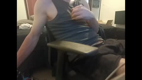 trayner9 online show from March 1, 1:07 pm