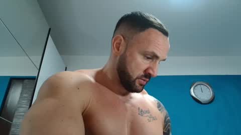 Snapshot of tridentmuscles chatting on February 28, 9:55 pm tridentmuscles online show from February 28, 9:55 pm