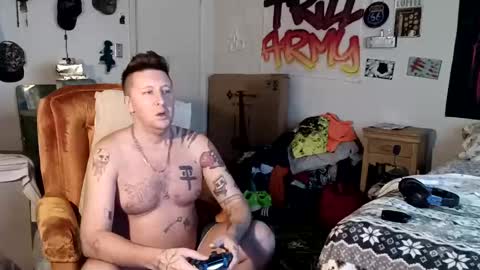 trillnonymau5 online show from December 23, 4:28 pm