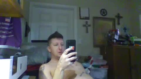 trillnonymau5 online show from February 7, 12:53 am