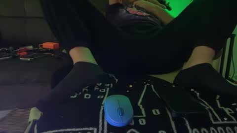 tripletsho online show from March 8, 12:09 pm