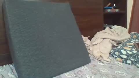 Raaz keeps ur Raaz online show from September 10, 5:33 pm