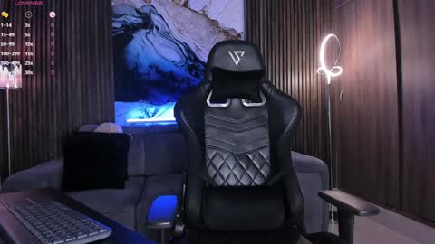 Alexander online show from December 7, 9:00 pm