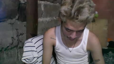 tristandick6 online show from February 8, 9:24 am