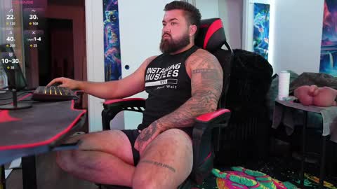 tristanhardwood online show from October 3, 1:54 am