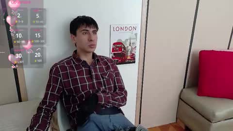 Snapshot of troy_boy20 chatting on October 21, 9:06 pm Troy online show from October 21, 9:06 pm
