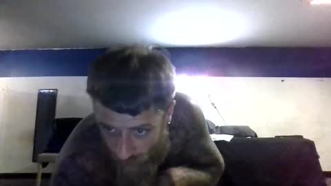 troywinters7527 online show from April 18, 9:58 pm