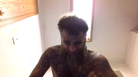 troywinters7527 online show from April 18, 12:28 pm