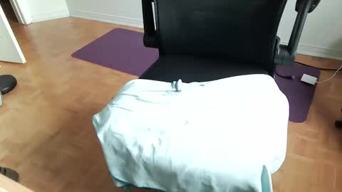 TT Boy2000 online show from October 23, 5:49 pm