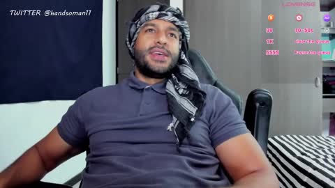 tuzzio1 online show from March 8, 12:39 pm