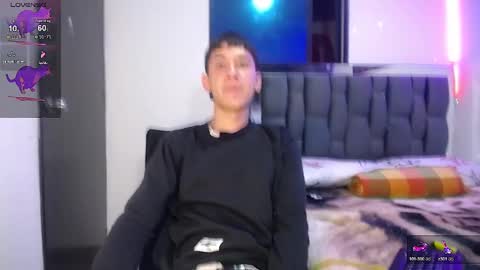 Mr Daren online show from February 25, 6:42 pm