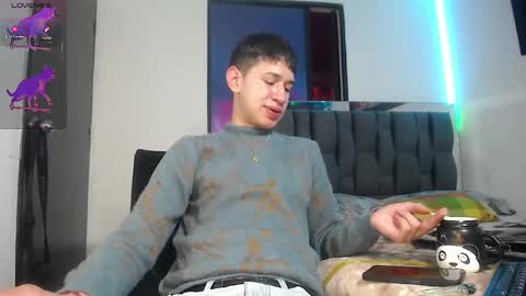 Mr Daren online show from January 28, 6:17 pm