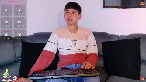 Mr Daren online show from December 2, 7:17 pm