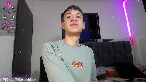 Mr Daren online show from March 11, 5:57 pm