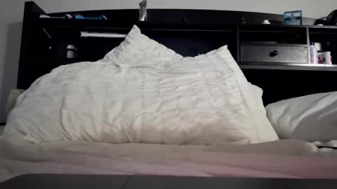 twinkgabe online show from March 13, 5:48 am